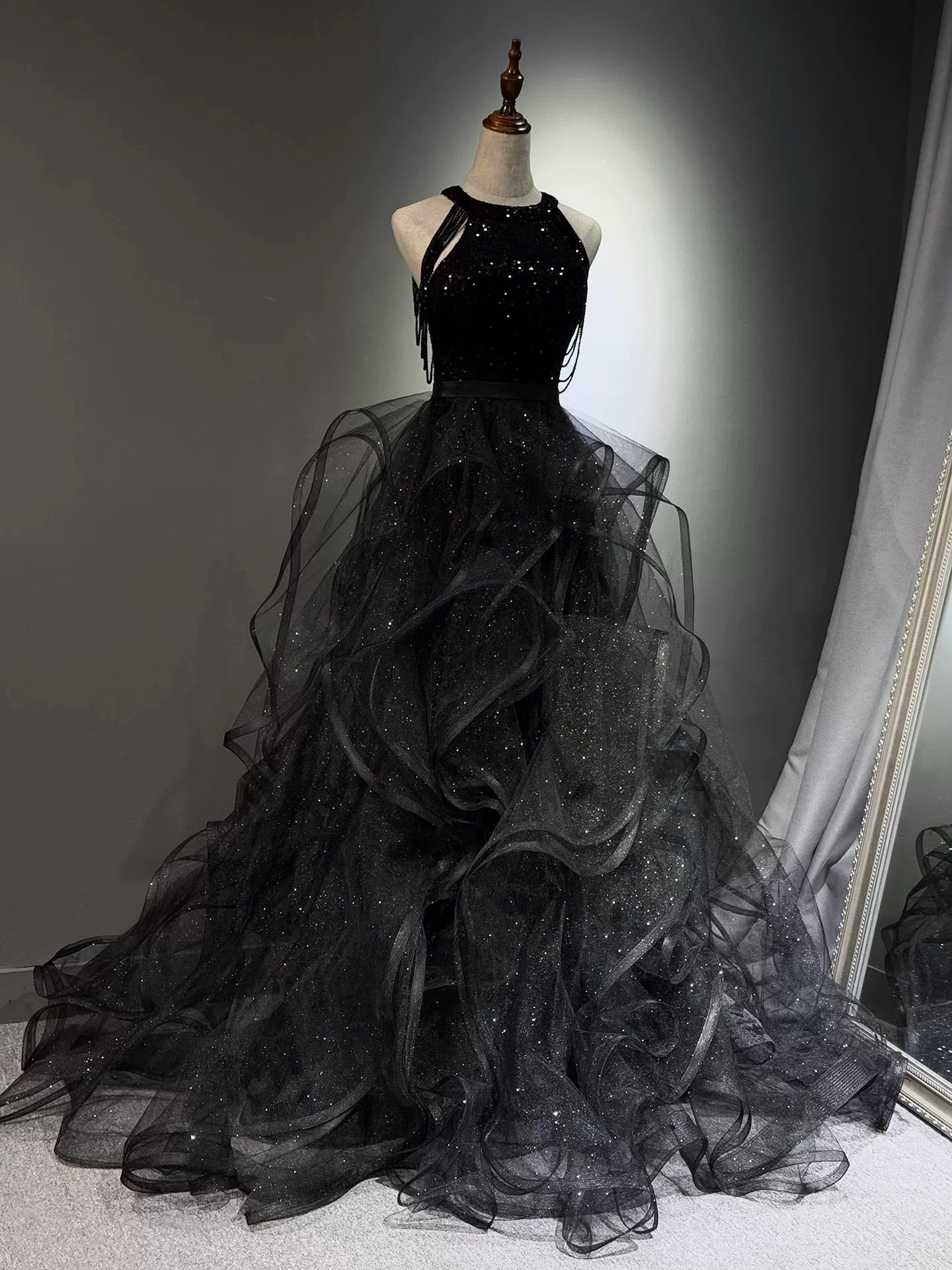 A-Line High Neck Tulle Ball Gown Sequin Black Formal Prom Dress With Beads