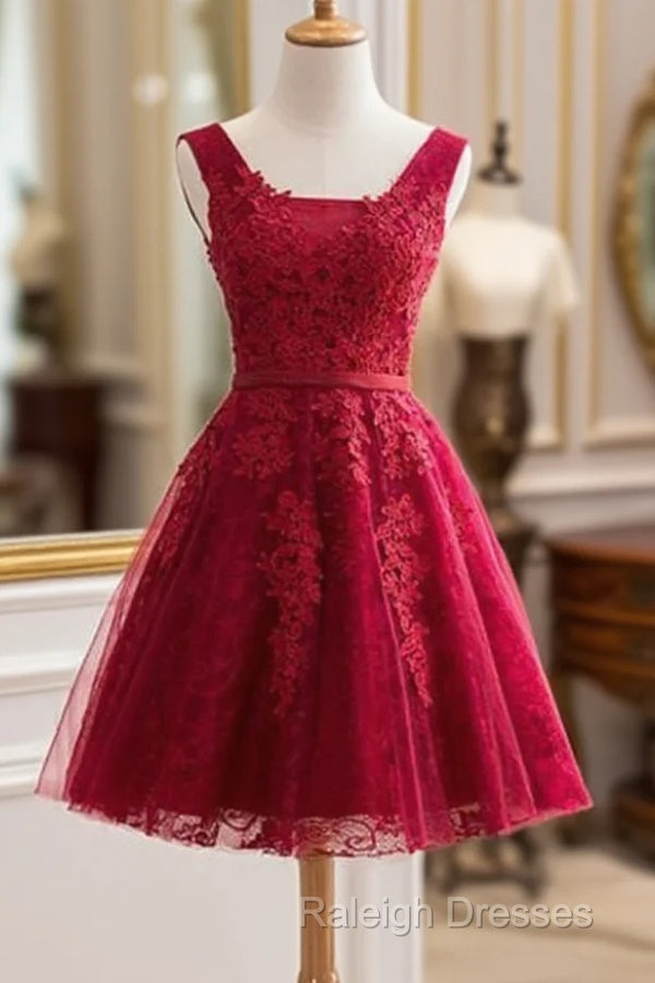 A-Line  Knee-Length Red Tulle Homecoming Dress With Appliques Main image