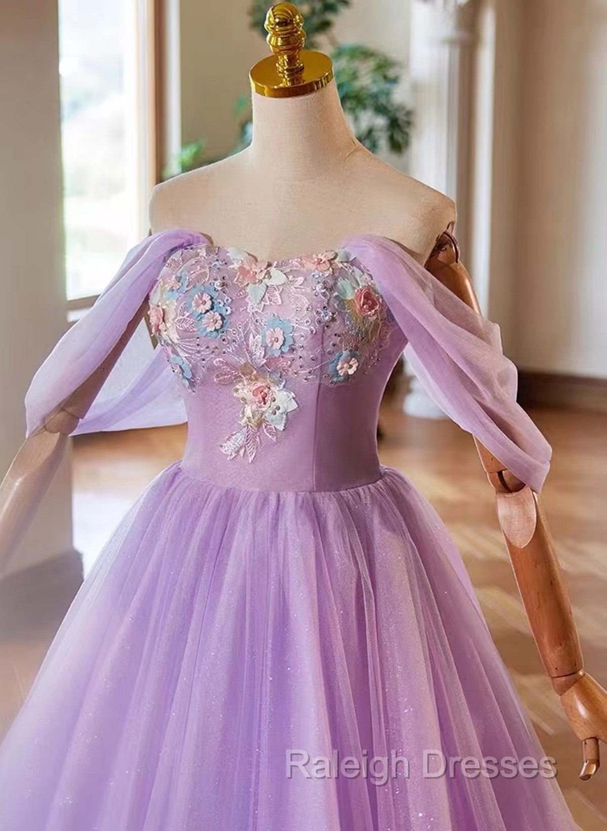 A-Line Light Purple Sweethart Lace Applique Party Dress, Purple Long Prom Dress Secondary image