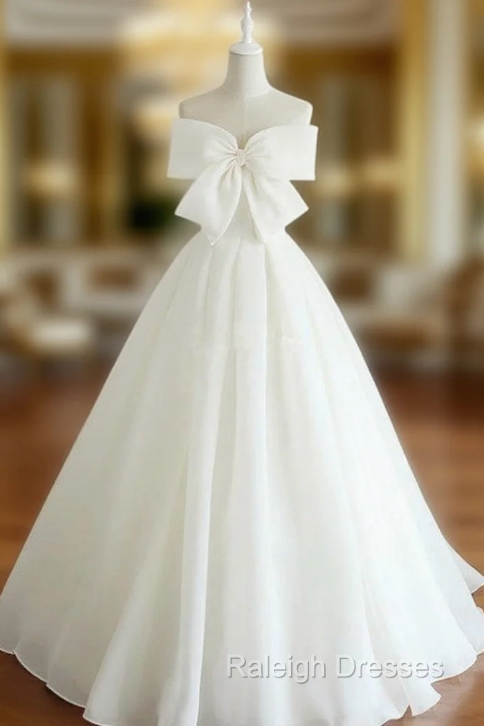 A-Line Long White Chiffon Strapless Floor Length Wedding Dress Main image