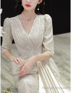 A-Line Mother Of The Bride Dresses Wedding Guest Elegant Sparkle & Shine Petite V Neck Sweep / Brush Train Sequined Half Sleeve With Pleats Crystal Brooch