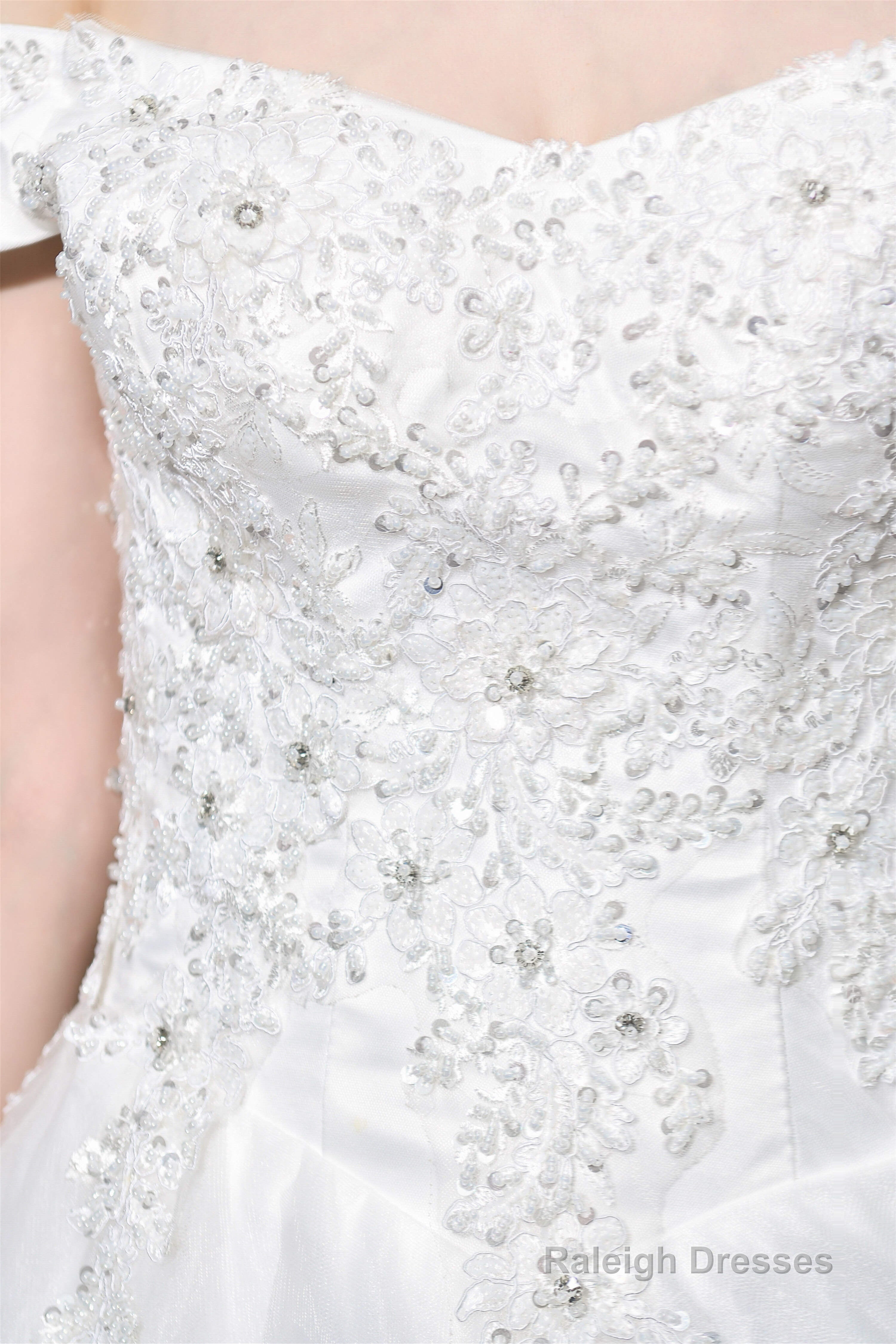 A-line Off the Shoulder Long Wedding Dresses