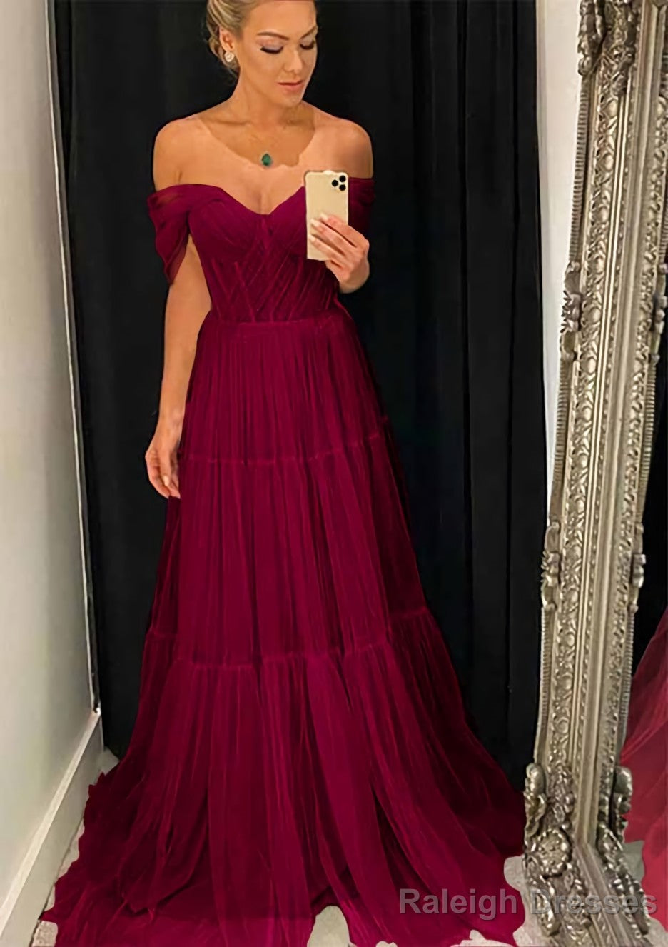 A Line Off-the-Shoulder Sleeveless Sweep Train Tulle Prom Dress With Pleated