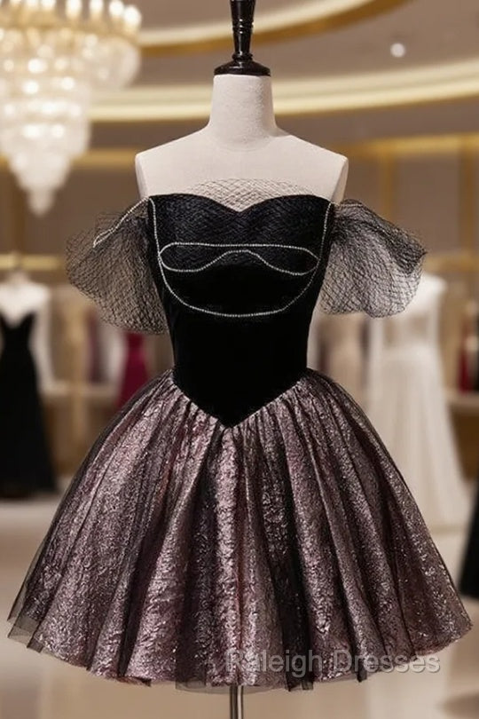 A Line Off the Shoulder Tulle Short Prom Dress, New Style Homecoming Gowns