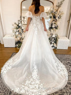 A Line Off-the-Shoulder Chapel Train Tulle Wedding Dresses With Appliques Lace