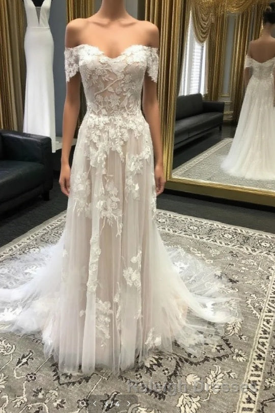 A Line Off-the-Shoulder Court Train Tulle Wedding Dress With Appliques Lace
