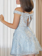 A Line Off-the-Shoulder Short Mini Lace Applique Homecoming Dresses