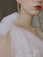 A-Line/Princess One-Shoulder Asymmetrical Tulle Wedding Dresses With Appliques Lace