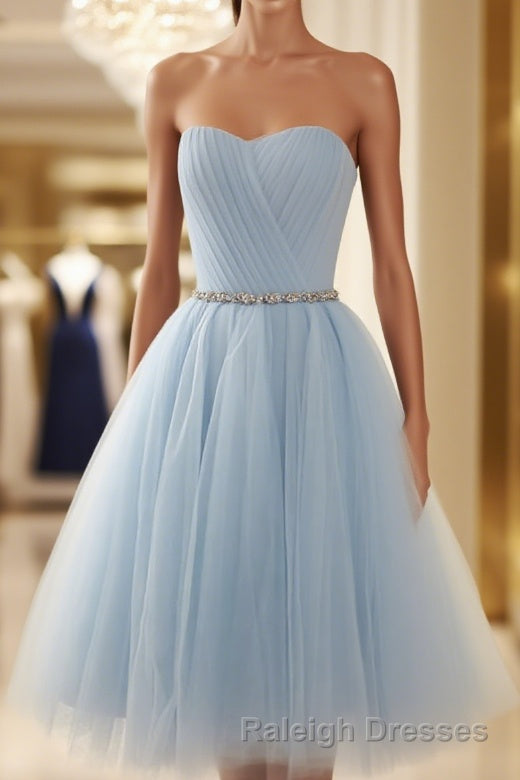 A-Line/Princess Scoop Short/Mini Tulle Homecoming Dresses With Beading Main image