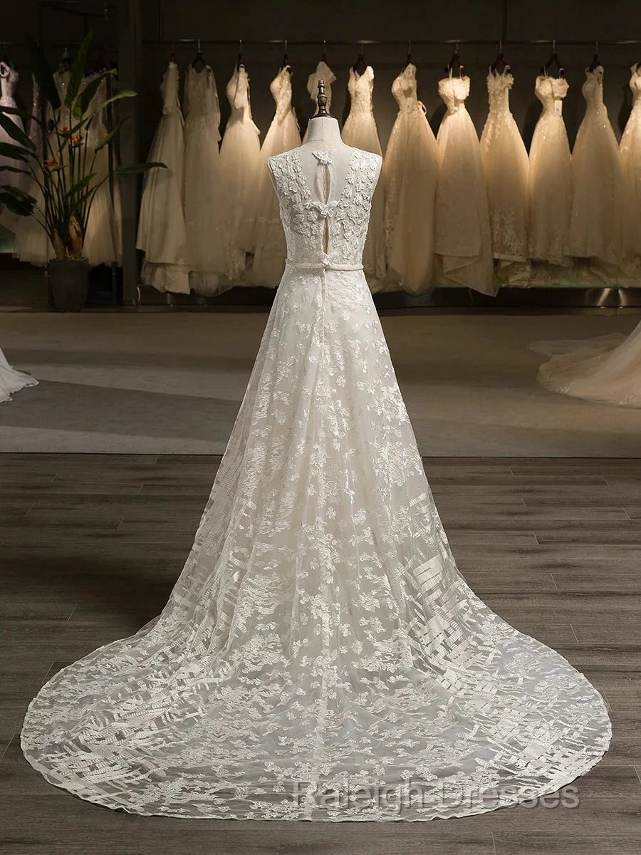 A-line Scoop Sleeveless Tulle Applique Covered Button Court Train Wedding Dress Secondary image