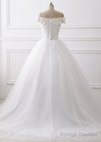 A-Line/Princess Tulle Off-The-Shoulder Appliques Lace Wedding Dress