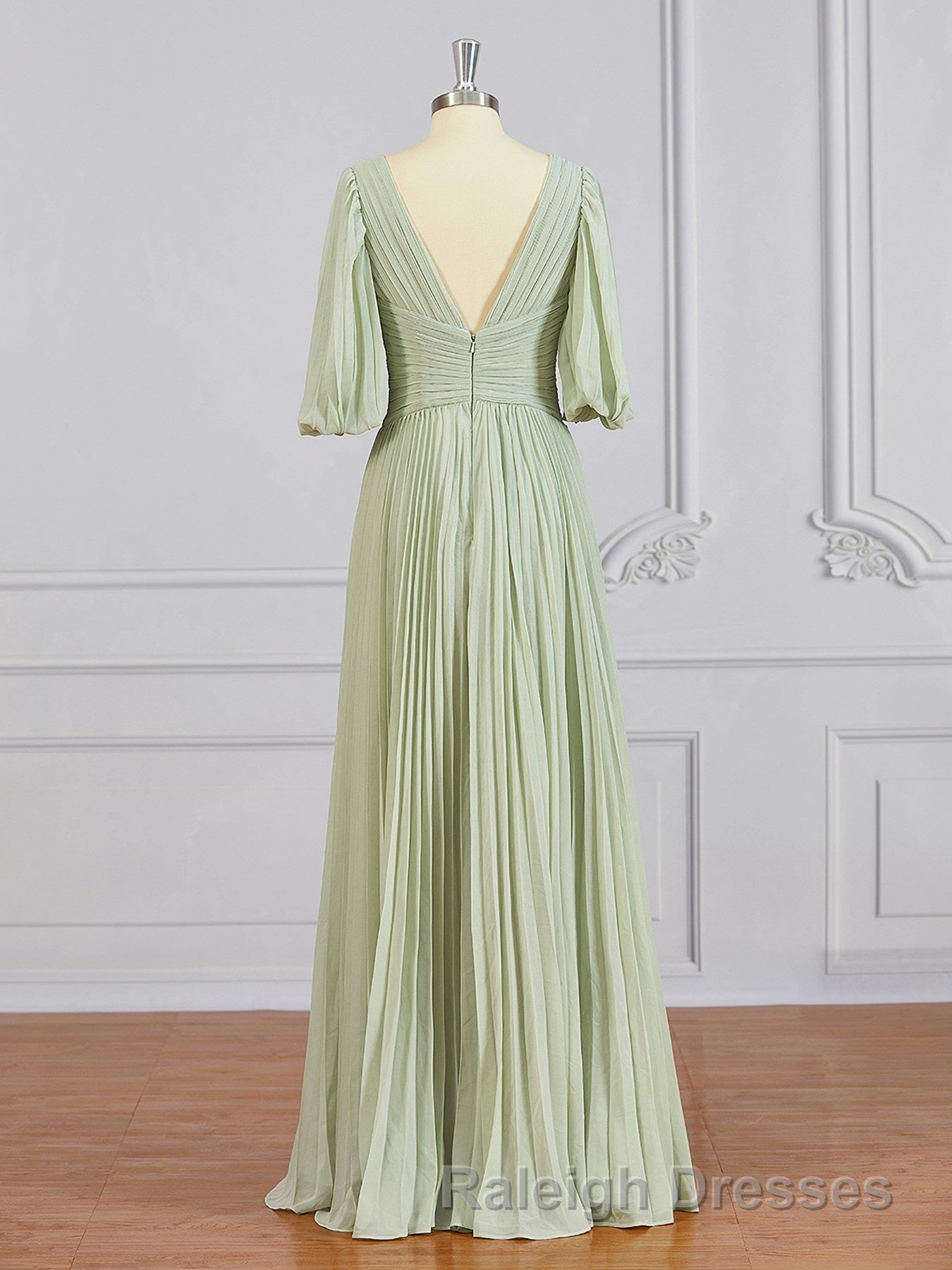 A-Line/Princess V-neck Floor-Length Chiffon Mother of the Bride Dresses