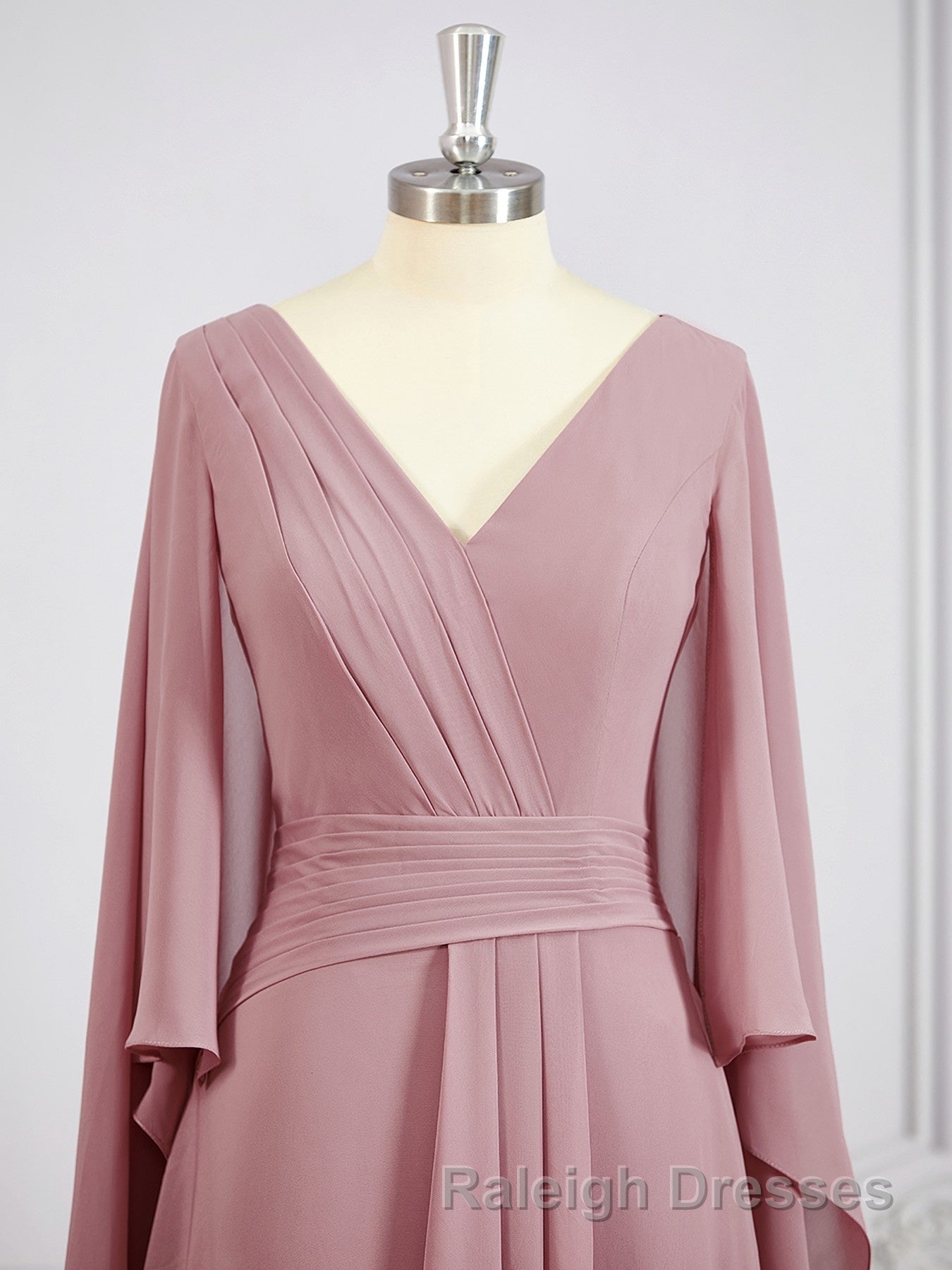 A-Line/Princess V-neck Floor-Length Chiffon Mother of the Bride Dresses Secondary image