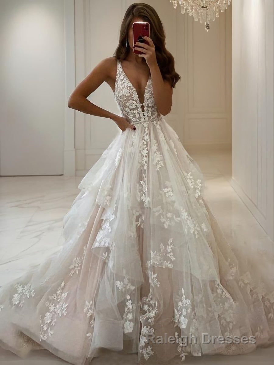 A-Line/Princess V-neck Floor-Length Tulle Wedding Dresses With Appliques Lace Main image