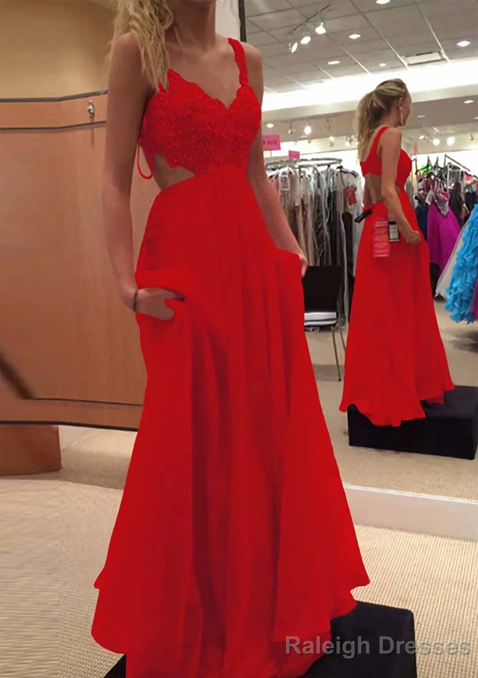 A-line/Princess V Neck Sleeveless Long/Floor-Length Chiffon Prom Dresses With Lace Beading