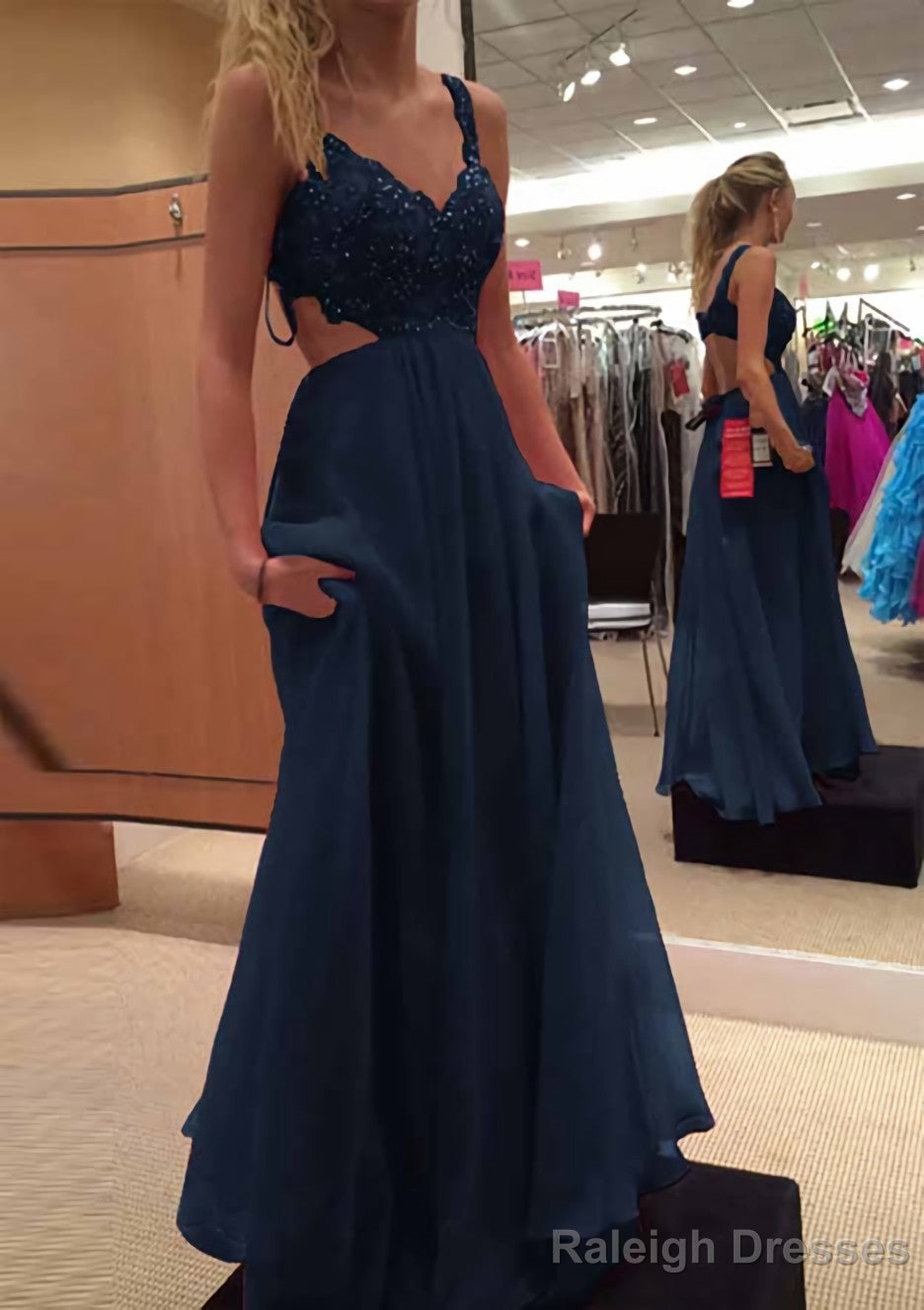 A-line/Princess V Neck Sleeveless Long/Floor-Length Chiffon Prom Dresses With Lace Beading Secondary image