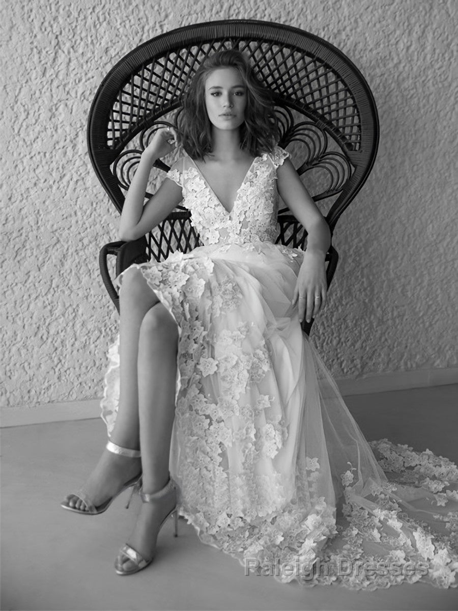 A Line V Neck Sweep Train Tulle Wedding Dresses With Appliques Lace
