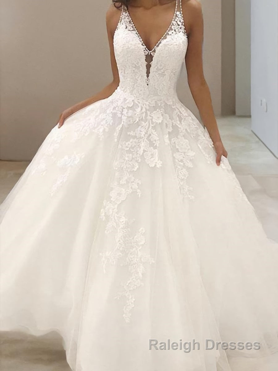 A Line V Neck Sweep Train Tulle Wedding Dresses With Appliques Lace Main image