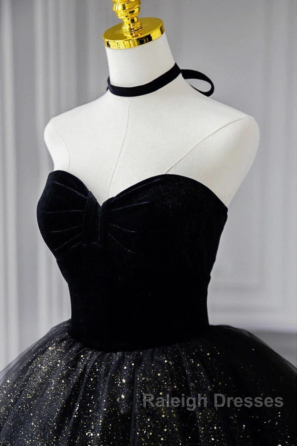 A-Line Prom Dresses Black Dress Dress Formal Birthday Floor Length Sleeveless Strapless Tulle With Ruched Sequin