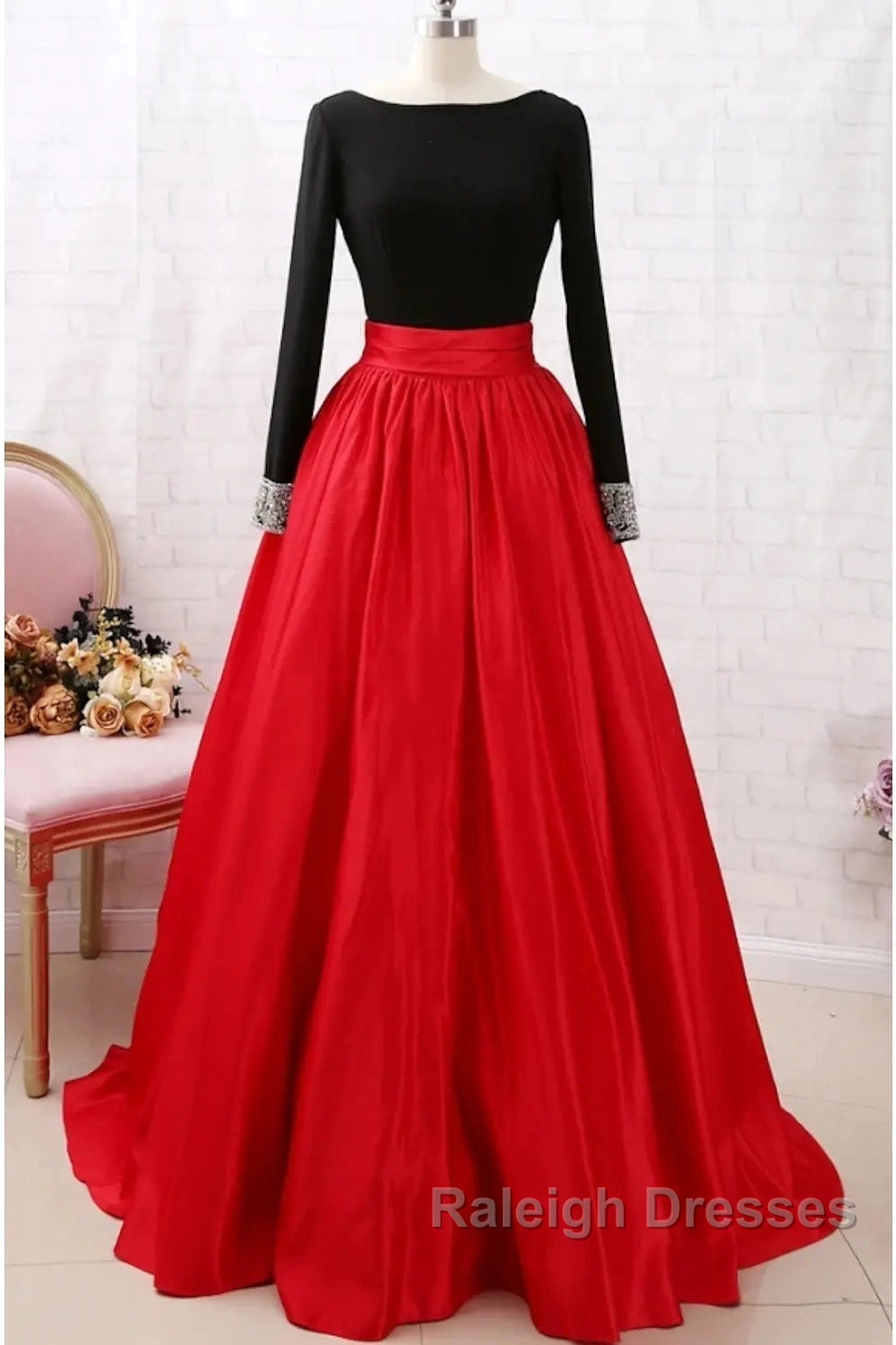 A-Line Prom Dresses Dress Party Wear Long Sleeve Satin With Pleats Secondary image