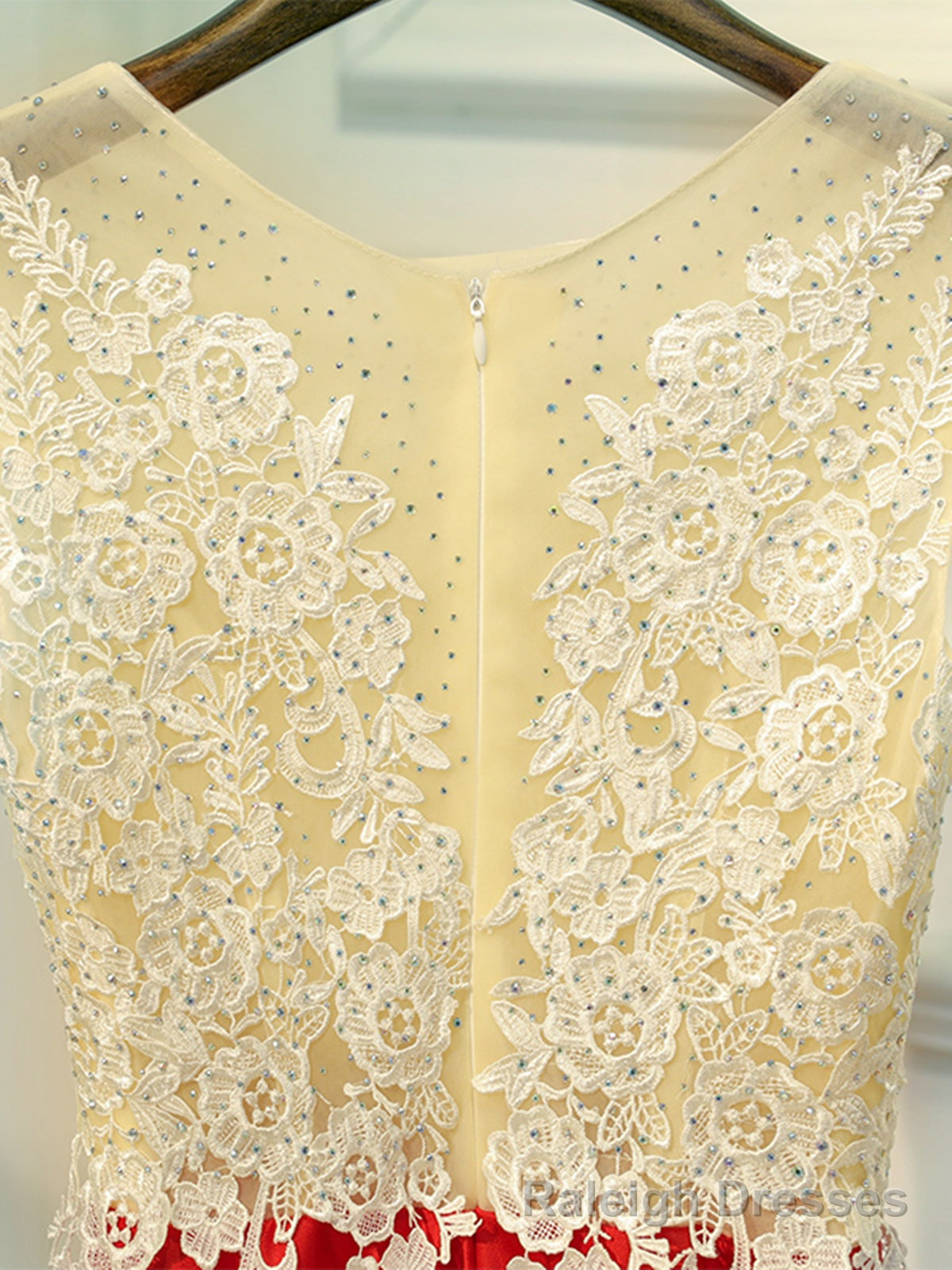 A Line Round Neck Red Short Lace Prom Dresses, Short Red Lace Formal Homecoming Dresses