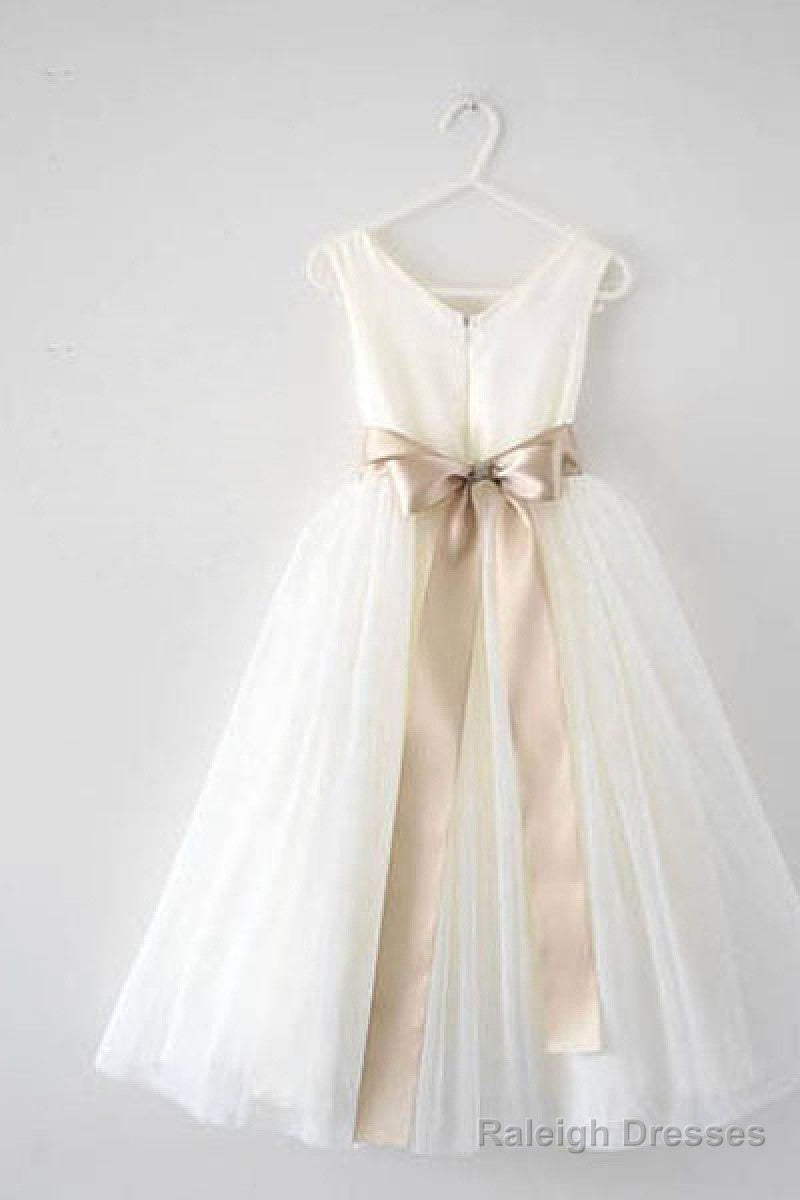 A-Line Scoop Neck Short/Mini Tulle Prom Dress With Tie Secondary image