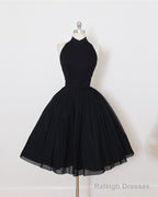 A Line Sleeves Tulle Halter Homecoming Dress Knee Length Cocktail Dress