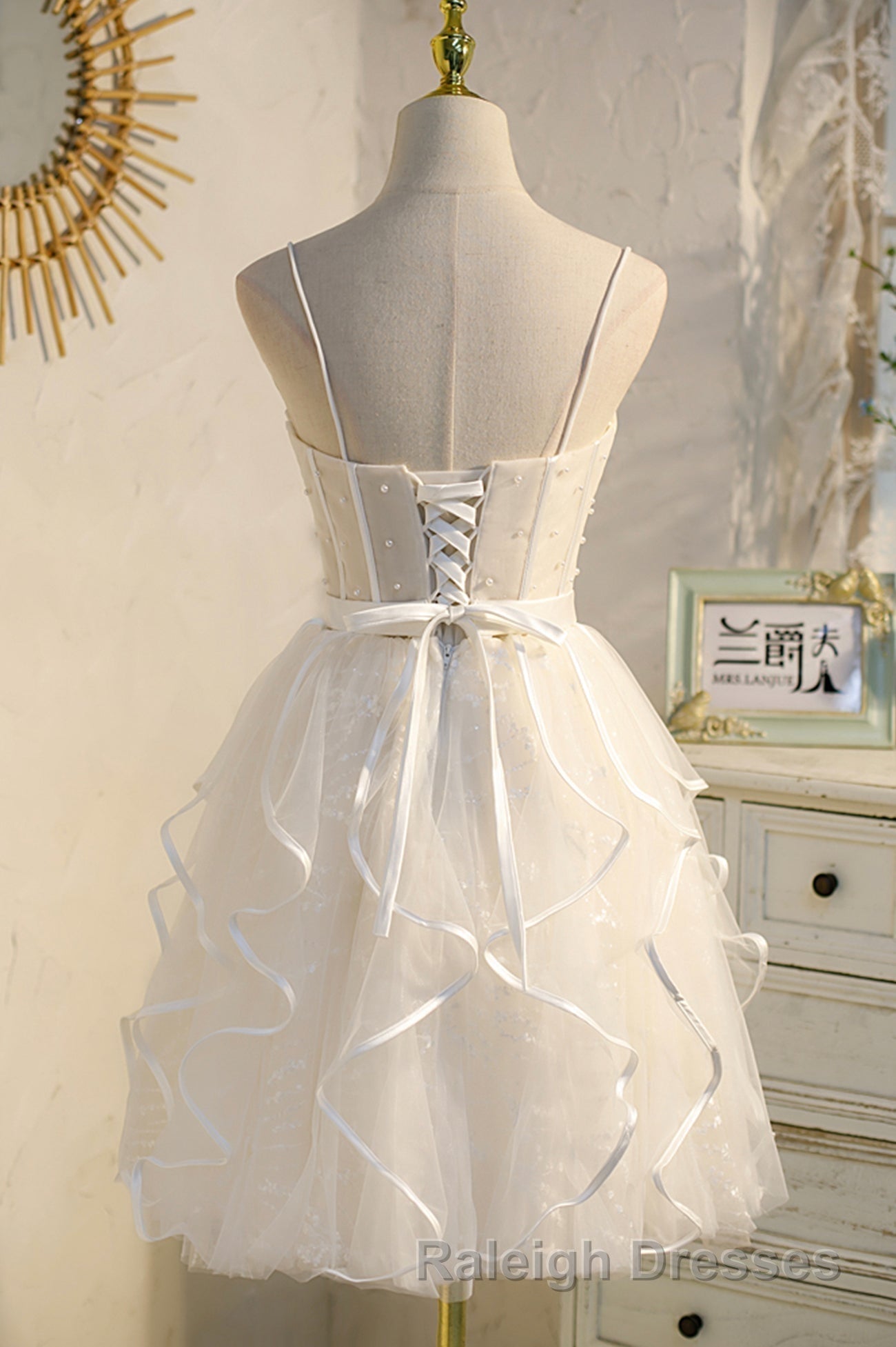 A Line Spaghetti Strap Tulle Short Homecoming Dresses