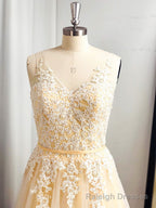 A Line Spaghetti Straps Appliques Lace Floor Length Tulle Dress