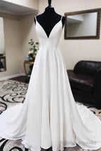 A-Line Spaghetti Straps Lace Appliques Simple Wedding Dresses V-Neck Sexy