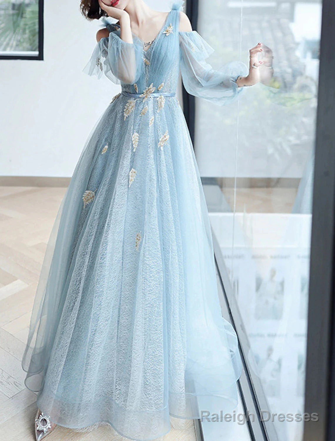 A-Line Sparkle & Shine Puffy Prom Formal Evening Dress V Neck Long Sleeve Floor Length Polyester With Sequin Butterfly