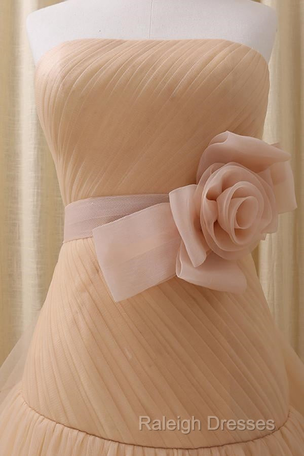 A-Line Stomacher Tiered  Wedding Dress Court Train With Appliques