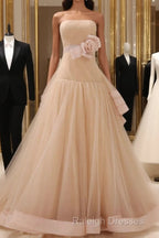A-Line Stomacher Tiered Wedding Dresses Court Train With Appliques