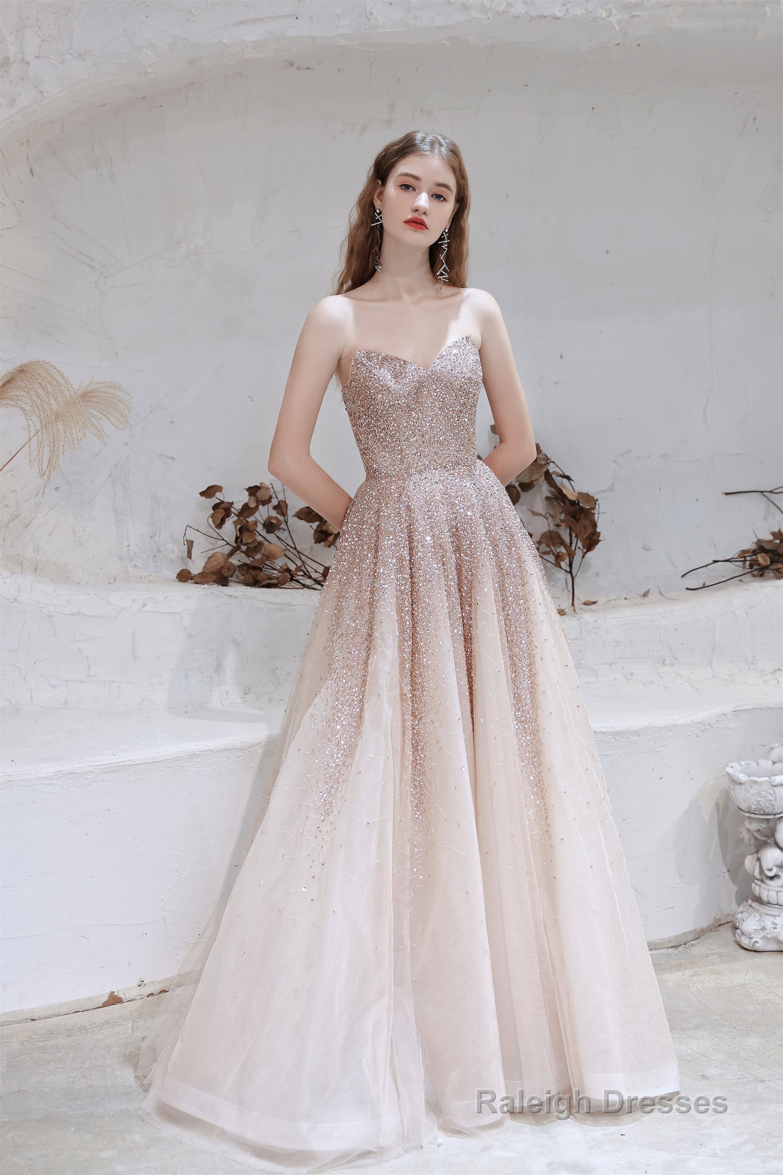 A Line Strapless Beading Tulle Court Train Prom Dresses Main image