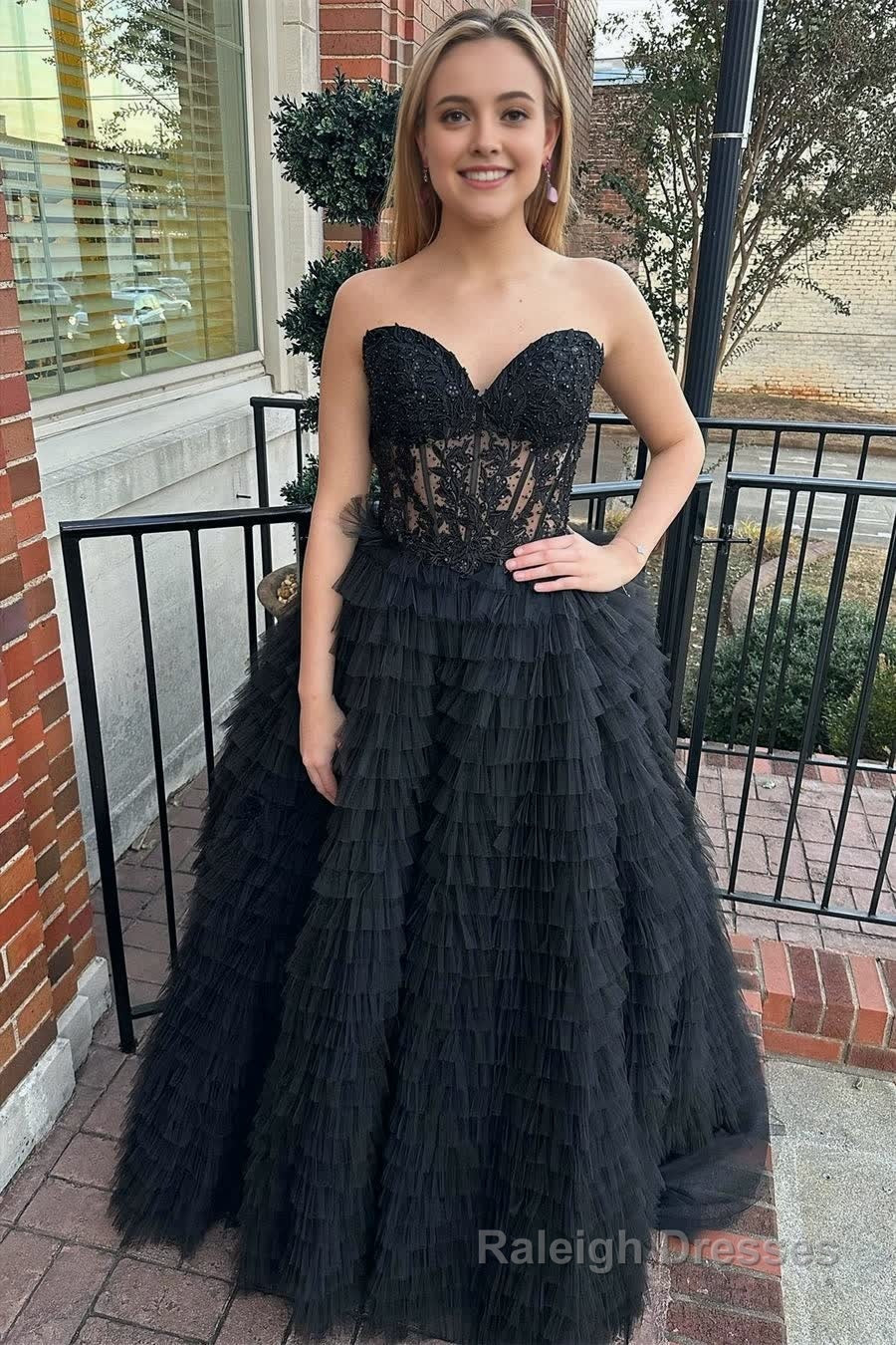 A Line Strapless Multi-Layers Tulle Prom Dress with Slit