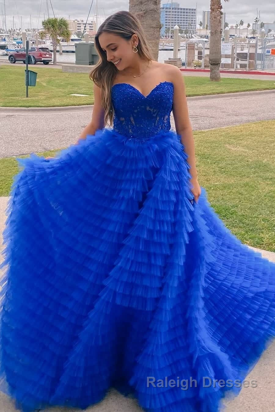 A Line Strapless Multi-Layers Tulle Prom Dress with Slit