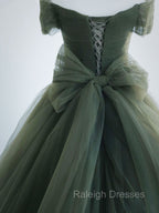 A Line Sweetheart Neck Green Long Prom Dress, Sweep Train Green Formal Dress