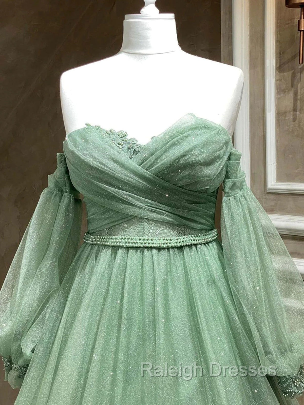 A Line Sweetheart Neck Long Sleeves Green Tulle Long Prom Dress, Long Green Formal Evening Dress Secondary image
