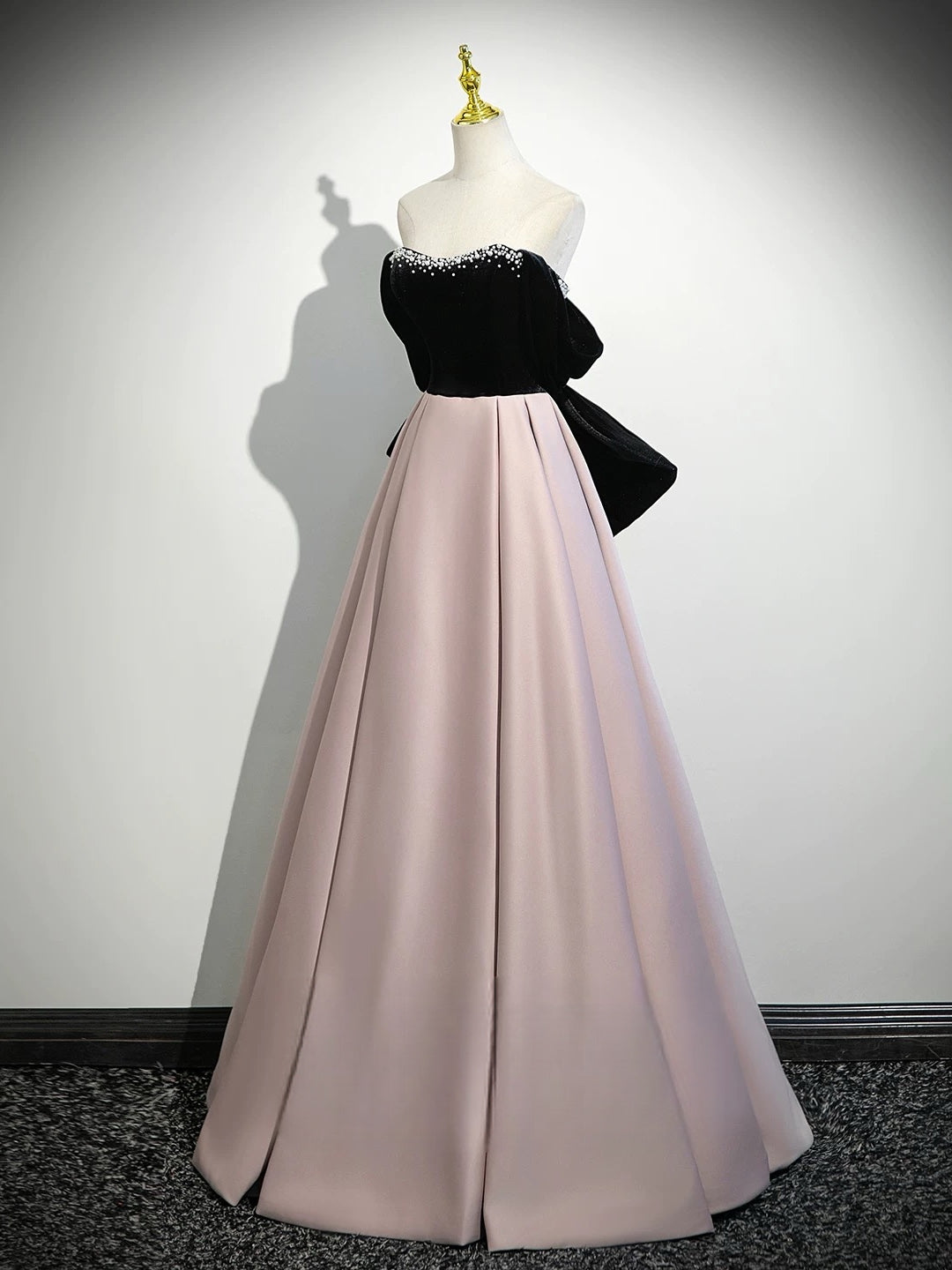 A-Line  Sweetheart Neck Off Shoulder Floor Length Pink Formal Prom Dress With Beads