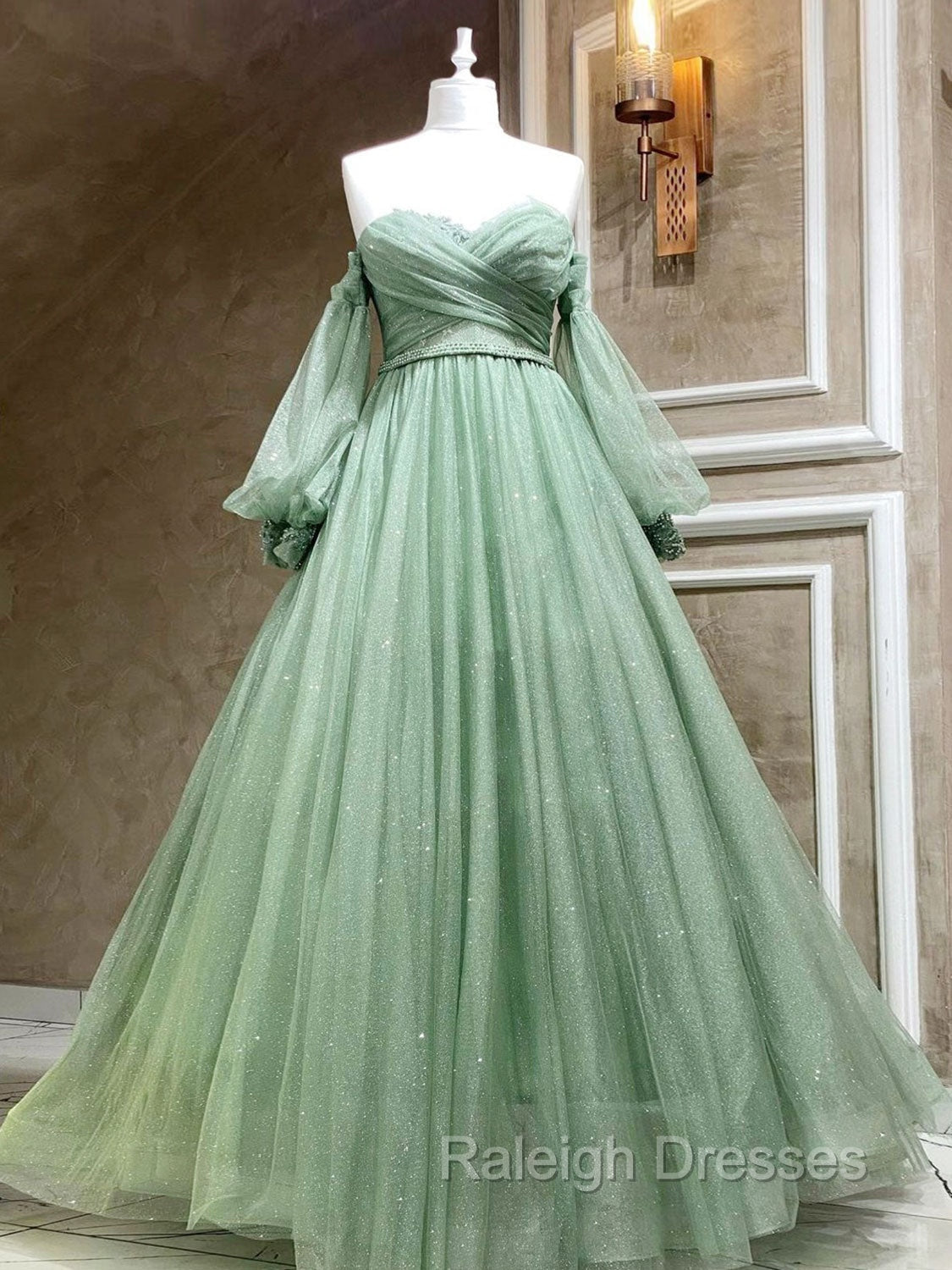 A-Line Sweetheart Neck Tulle Green Long Prom Dress, Green Formal Evening Dress Main image