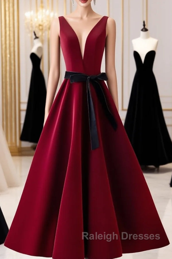 A Line V Neck Short Burgundy Prom Dresses, Wine Red Short Formal Graduation Homecoming Dresses Main image