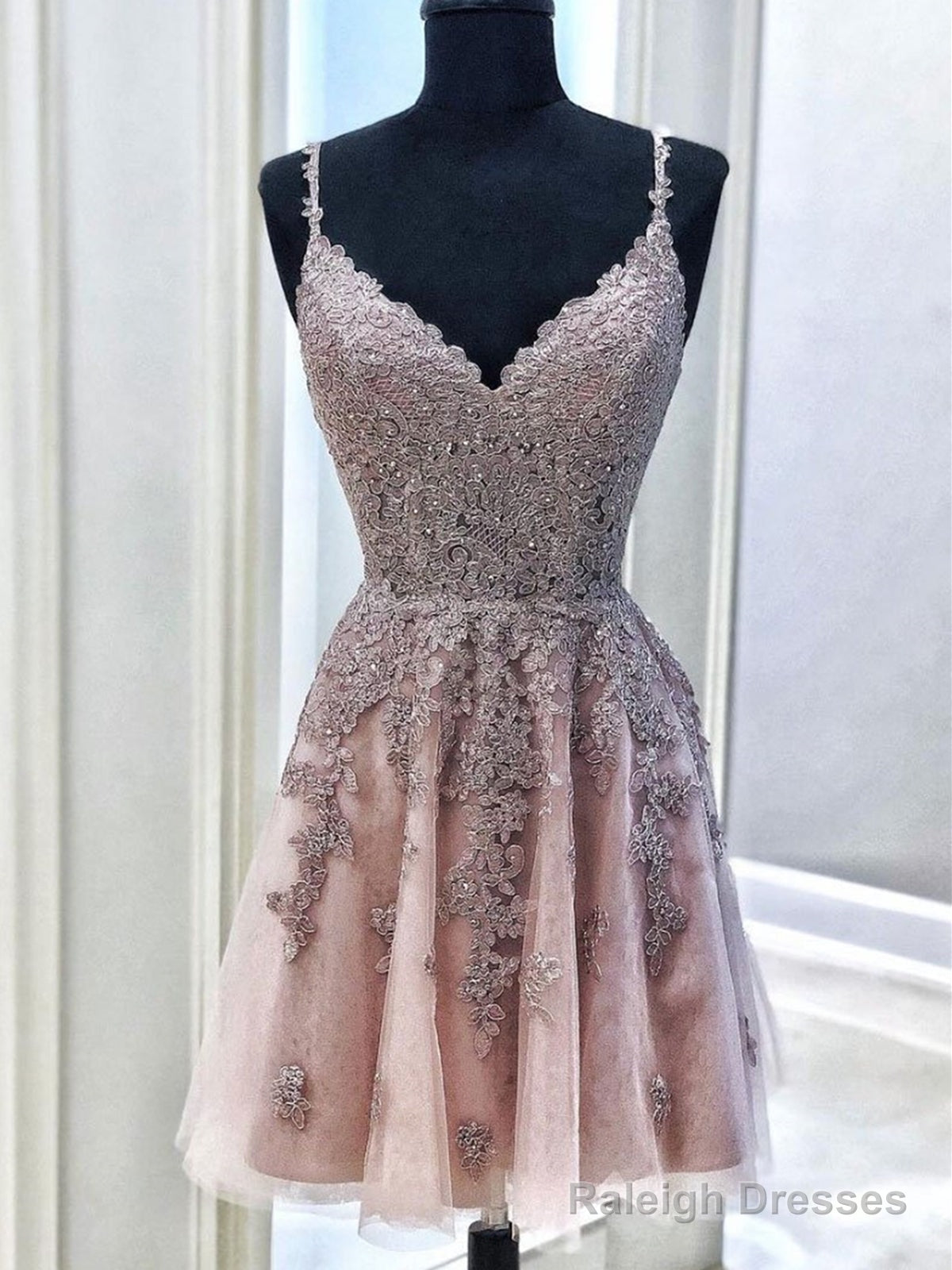 A Line V Neck Short Lace Prom Dresses, Short V Neck Lace Formal Homecoming Cocktail Dresses