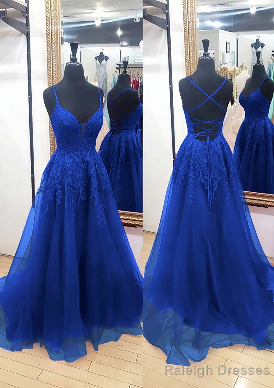 A-line V Neck Sleeveless Chapel Train Tulle Prom Dresses With Appliqued Lace
