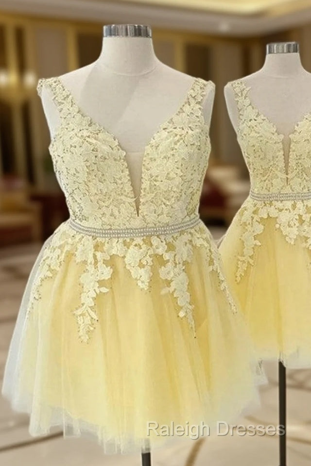 A-line V Neck Sleeveless Lace Tulle Short/Mini Homecoming Dress With Beading Bandage Main image