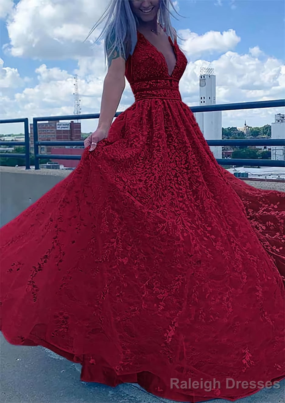 A Line V Neck Sleeveless Long Dress Floor Length Lace Tulle Prom Dress With Beading Sequins