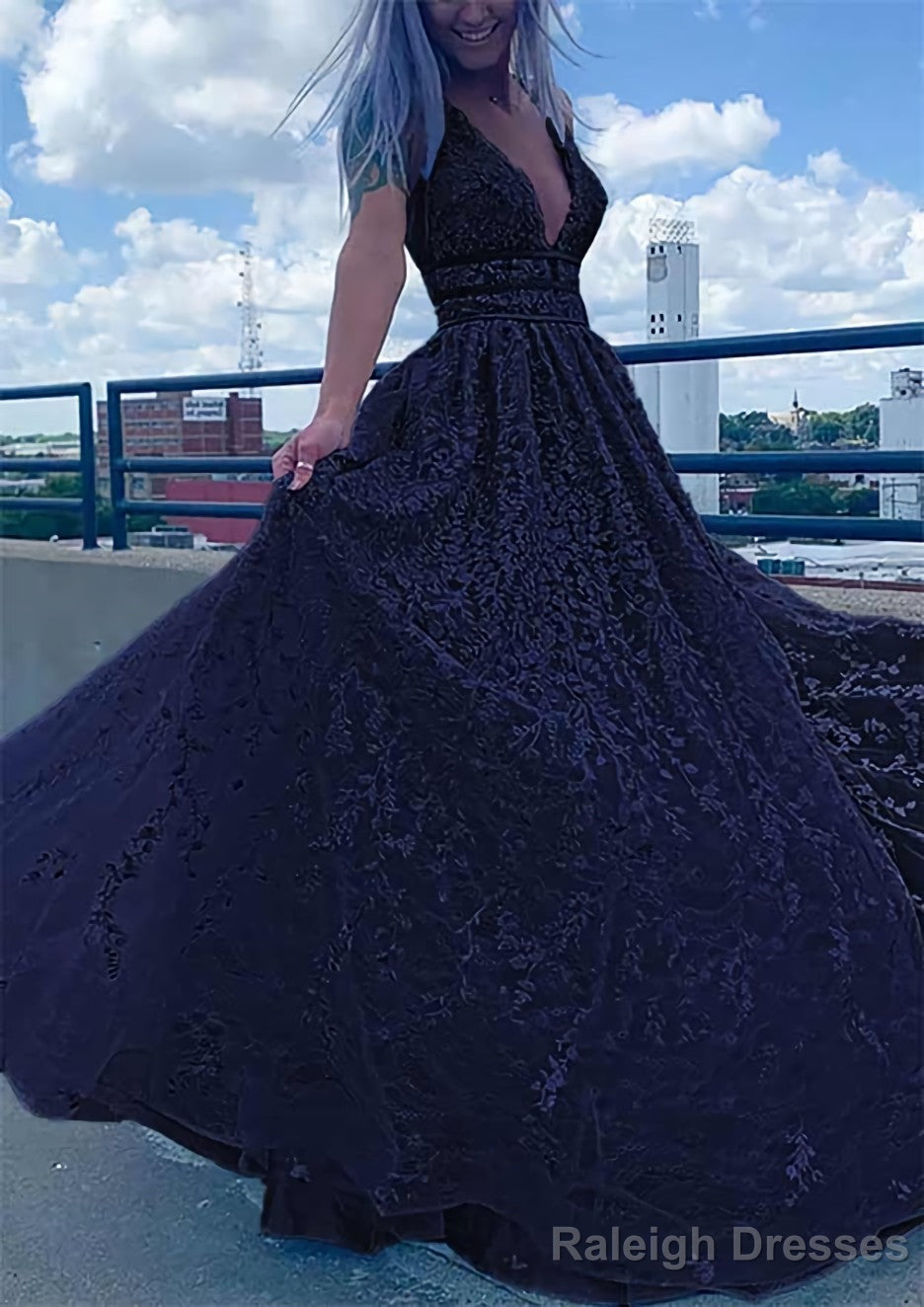 A Line V Neck Sleeveless Long Dress Floor Length Lace Tulle Prom Dress With Beading Sequins