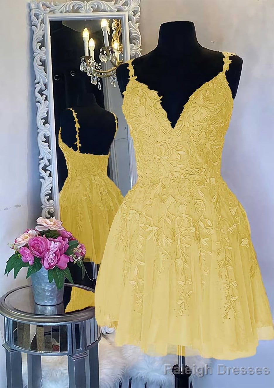 A Line V Neck Sleeveless Short Mini Tulle Homecoming Dress with Appliqued Beading