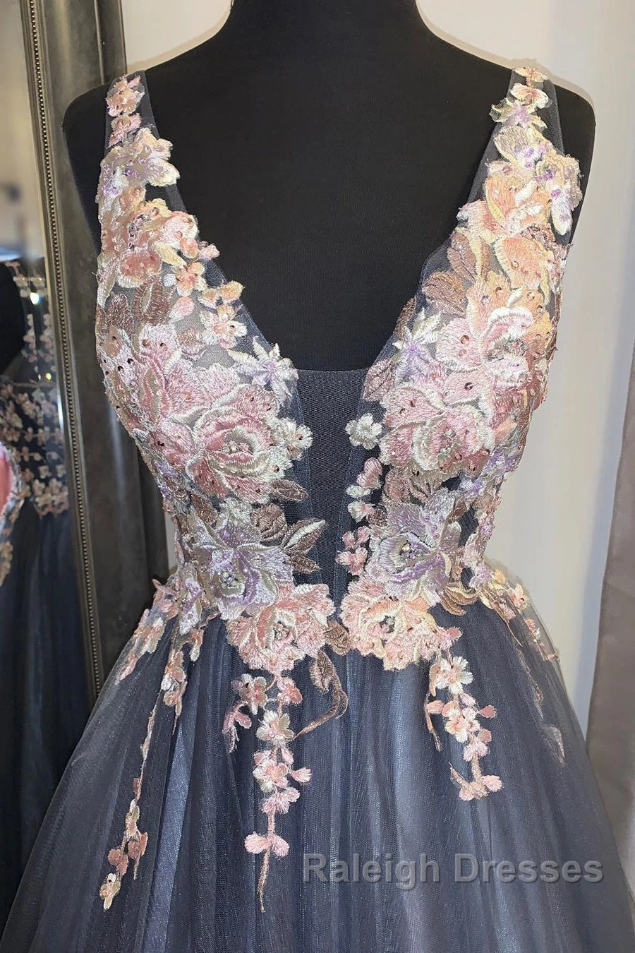 A Line V Neck Smoke Blue Prom Dresses Long with Lace Appliques Floral Smoke Blue Prom Graduation Prom Dresses Secondary image
