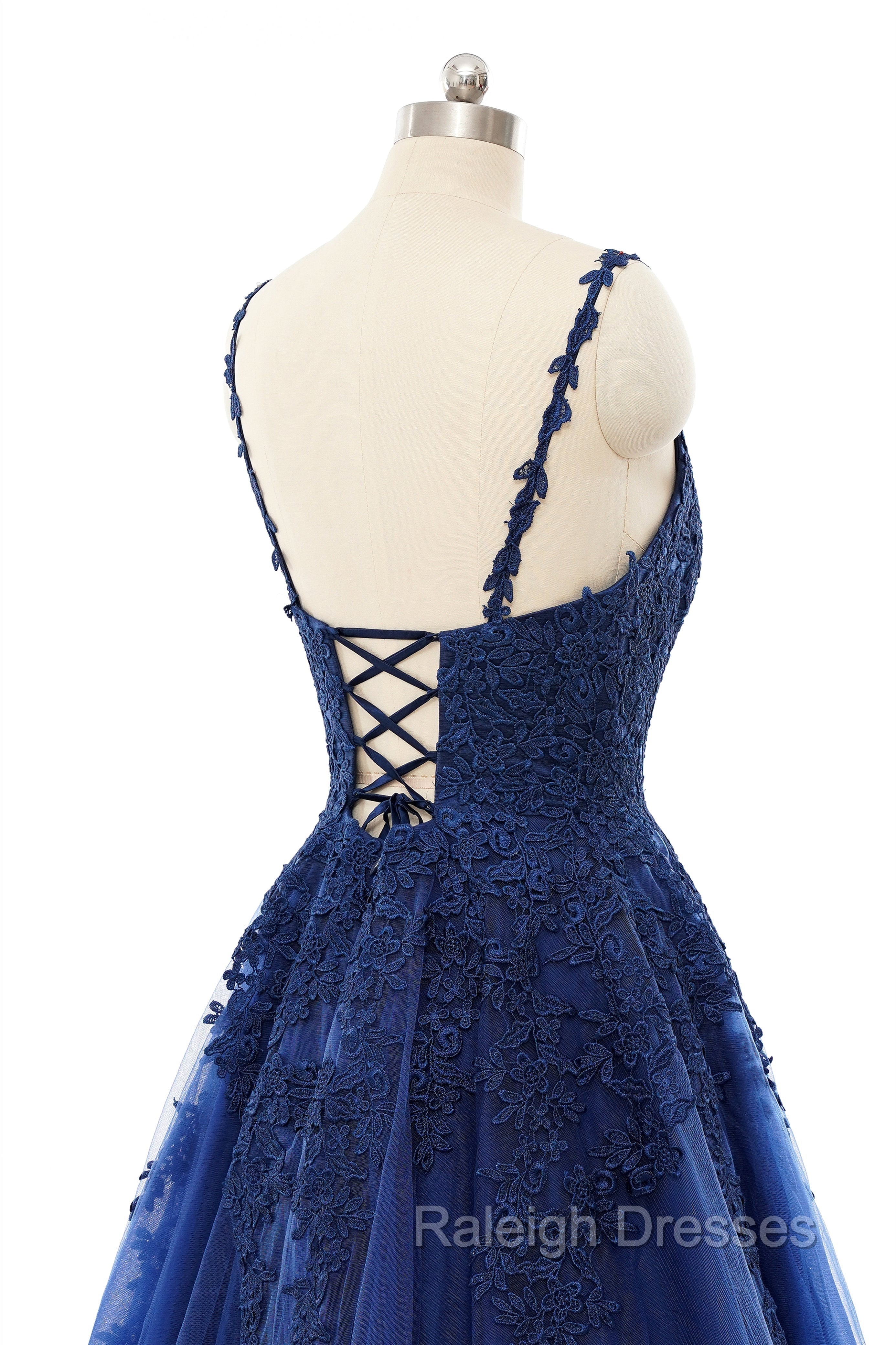 A Line V Neck Spaghetti strap Floor Length Sleeveless Backless Appliques Lace Elegant Prom Dress
