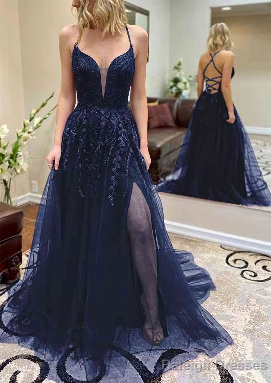 A-line V Neck Spaghetti Straps Chapel Train Tulle Prom Dresses With Split Appliqued